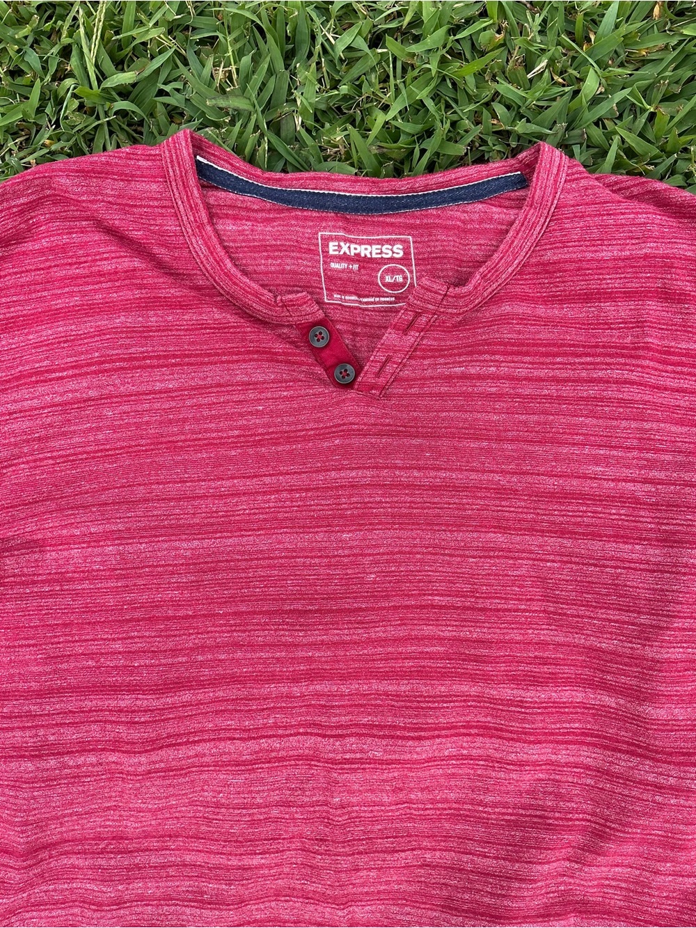 Express Long Sleeve Heathered Raspberry Striped Henley - Picture 5 of 7